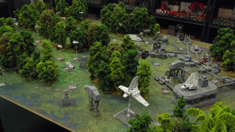 Illustration for article titled Fans Create The Ultimate Star Wars Tabletop Game